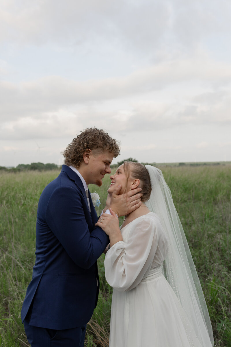 Minco,OklahomaWeddingFIeldElopementBloomingEemaPhotography-9355