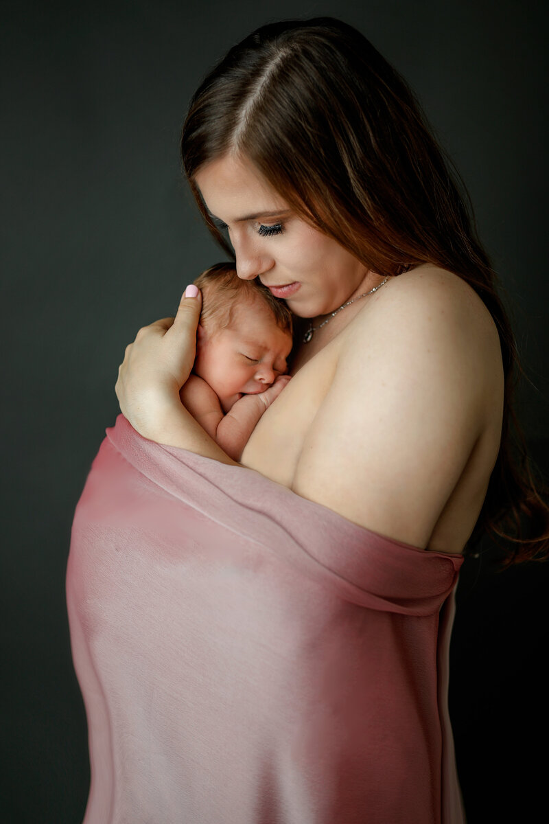Baby-girl-Newborn-In-studio-baby-portraits-Olivia-Acton-Photography