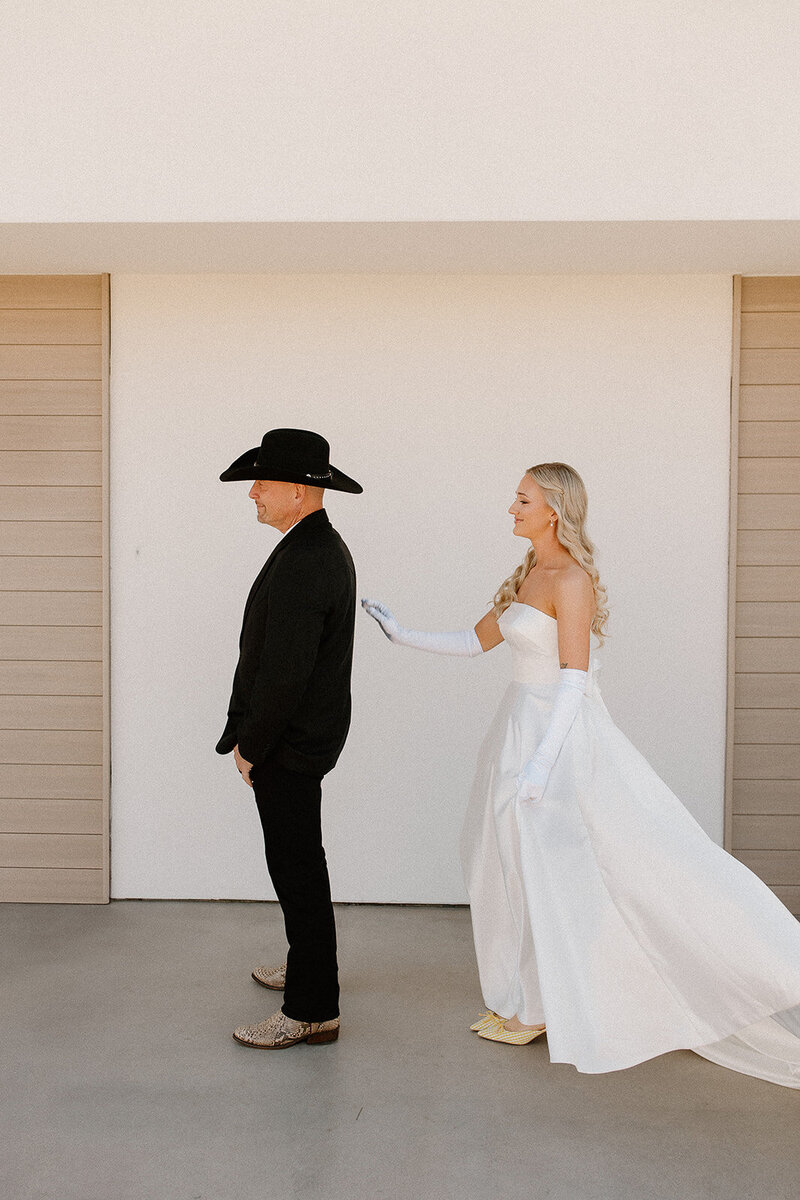 jami-oliver-wedding-preview-taylorraephotofilm-36
