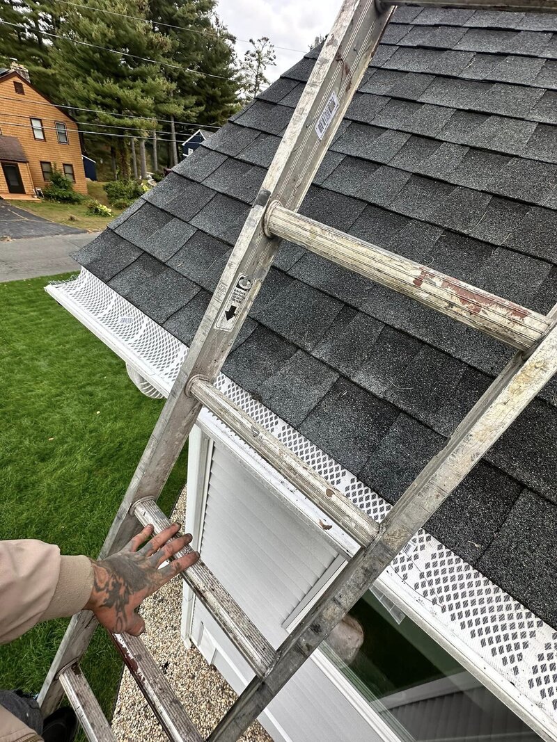 ALL IN ONE POWERWASHING GUTTER 4