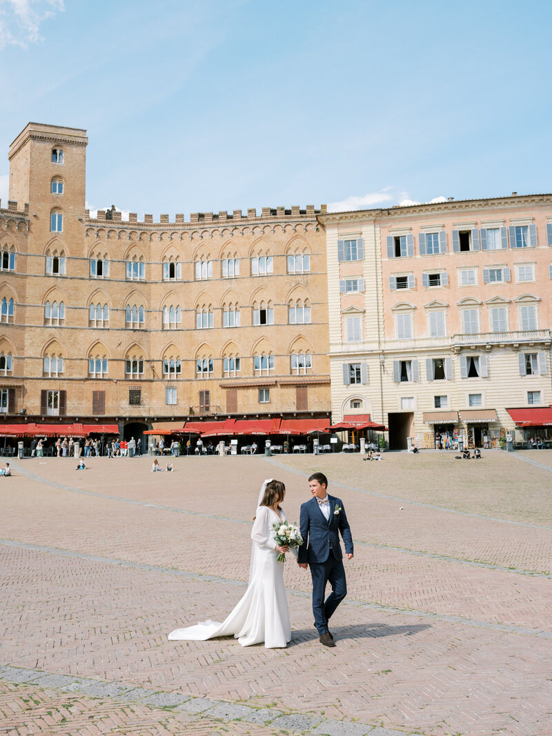 Sheri McMahon - Villa Catignano Tuscany Siena Italy by Fine Art Film Destination Wedding Photographer Sheri McMahon-32