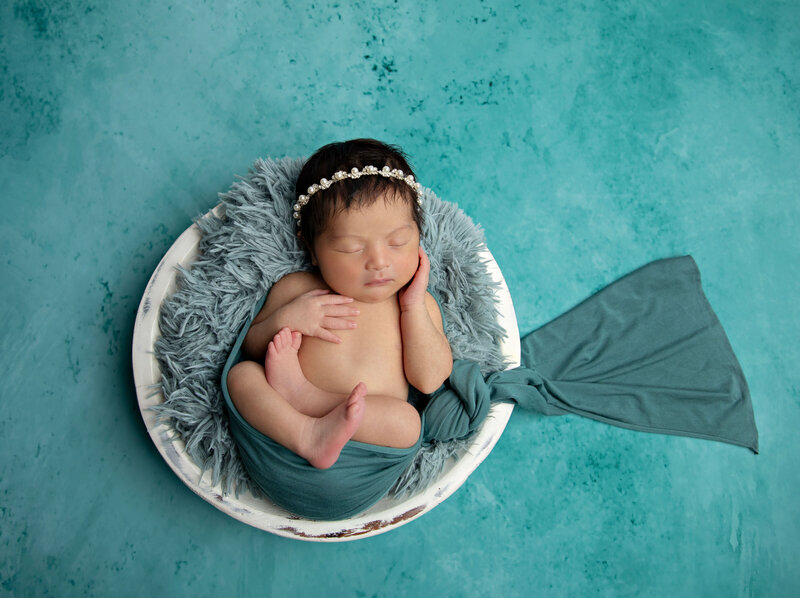 newbornbabyboynewfamilynewbabybestphotographertudiofamilybirthdaynewbornboyamilynewborngirlfirstbirthdayportraiturephotographystudioportraitsnewborngirlboyfamilyEvaMaganaPhotographychildphotographer (11 of 41)