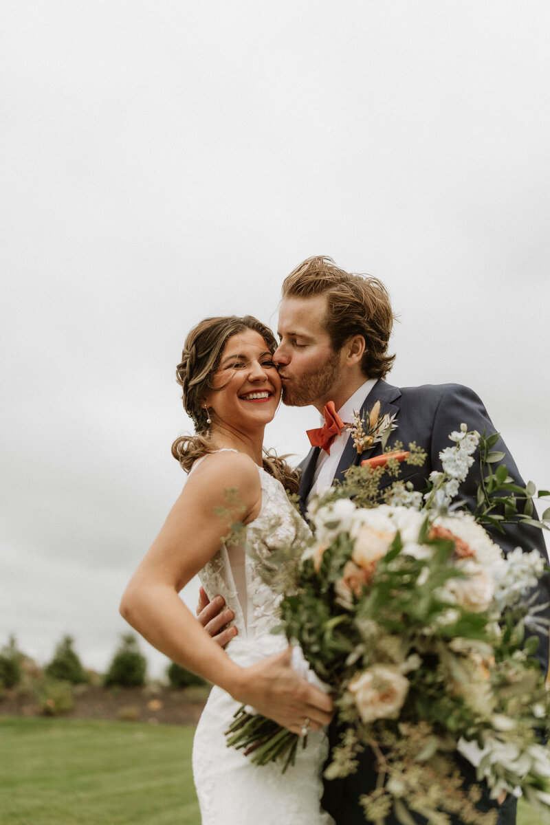 Etre farms Michigan wedding venue saint joseph st luxury barn all inclusive photography photographer -33