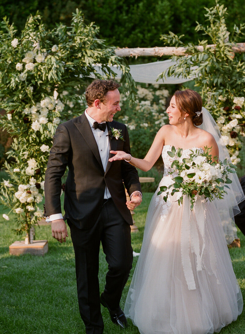 napa-wedding-photographers-dejaureguis-erin-courtney-solage-calistoga-wedding-0046