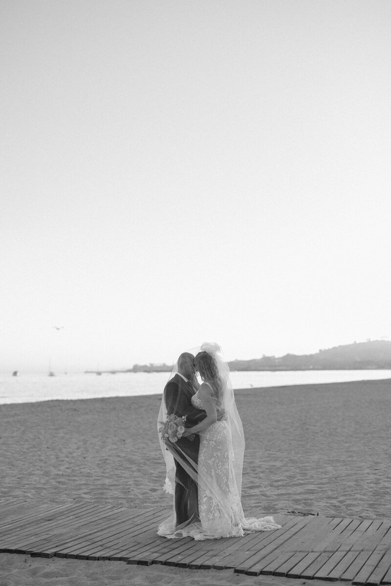 Malaya Images - 080125 Laura and Gerardo - Sneak Peeks (42 of 60)_websize