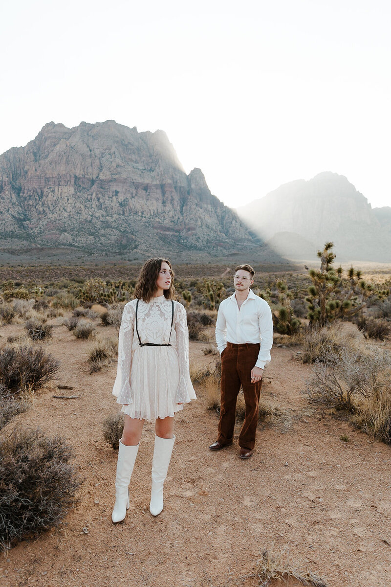 LasVegasPhotographerWestAvenue_DesertCouplesPortraits_RedRockCouplesPortraits_5_websize-2