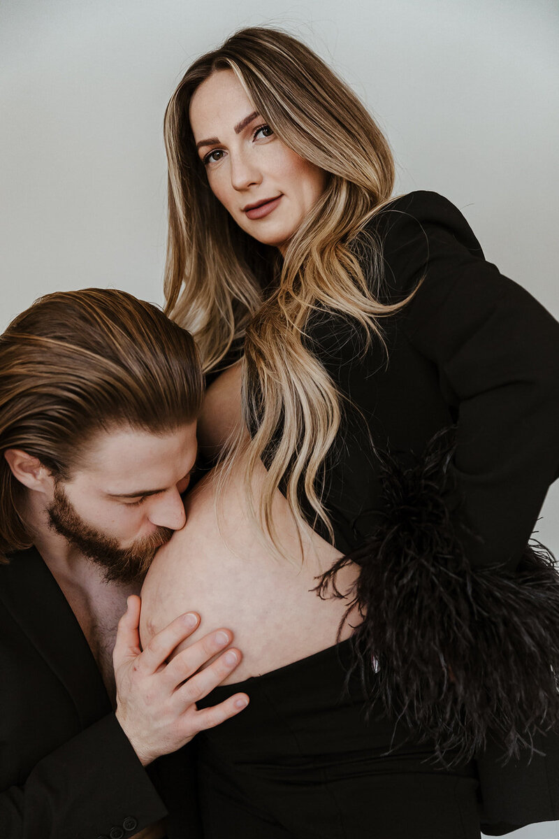 LasVegasPhotographerWestAvenue_EditorialMaternityPortraits_CreativeStudioPortraits_8_websize