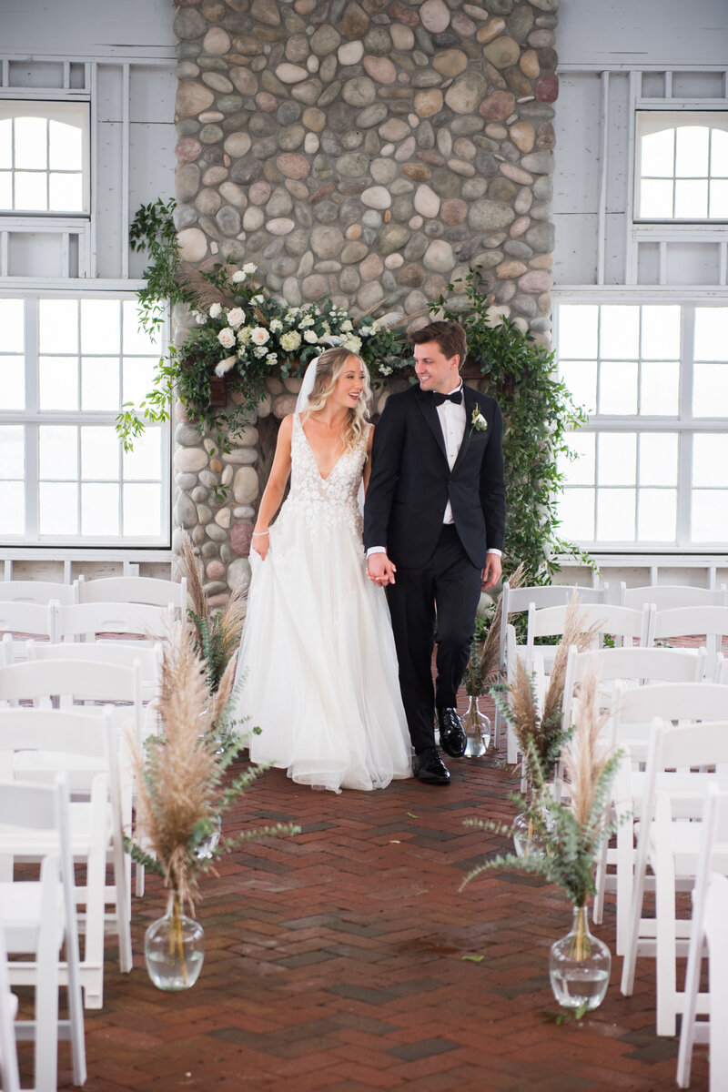 Mallard Island Yacht Club Wedding in rain60