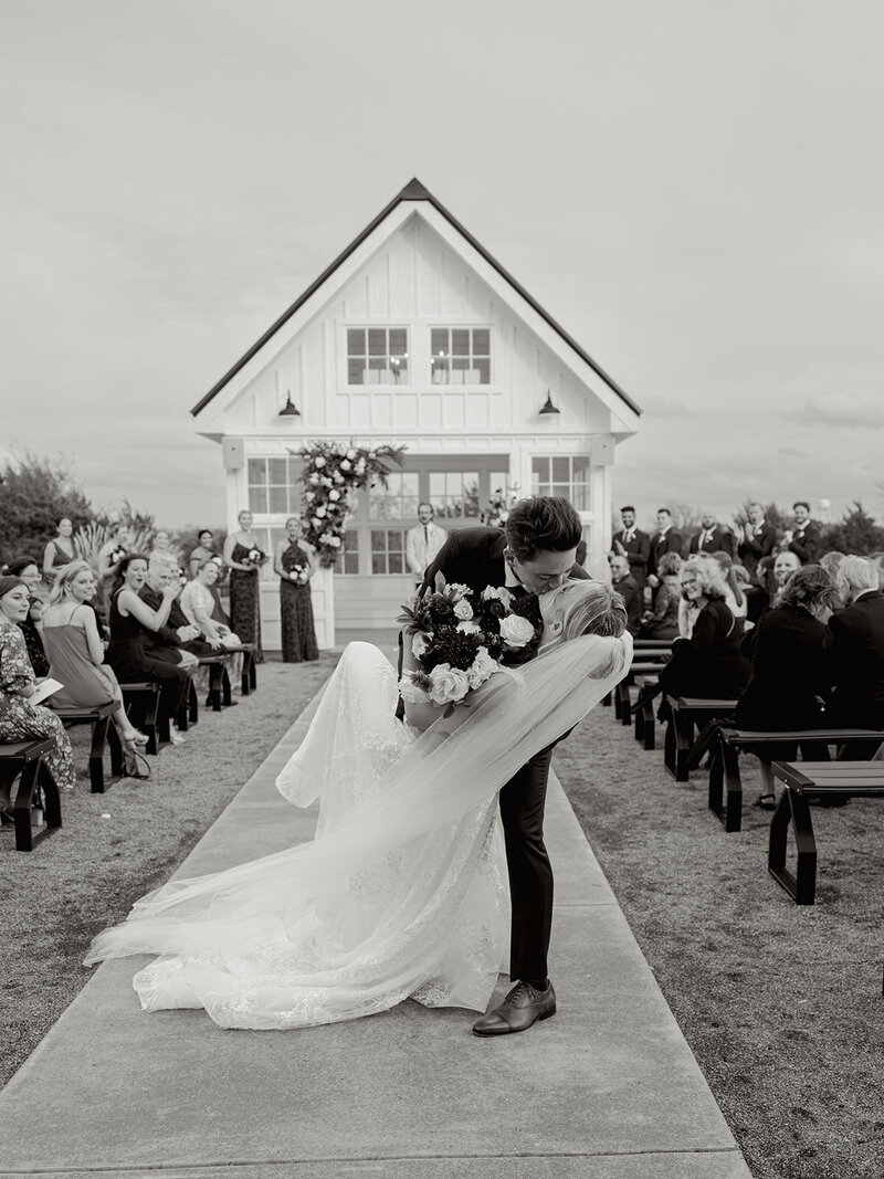 2014-11-02_Nicole+MatthewScottWedding_MollyMurphyPhotography-96