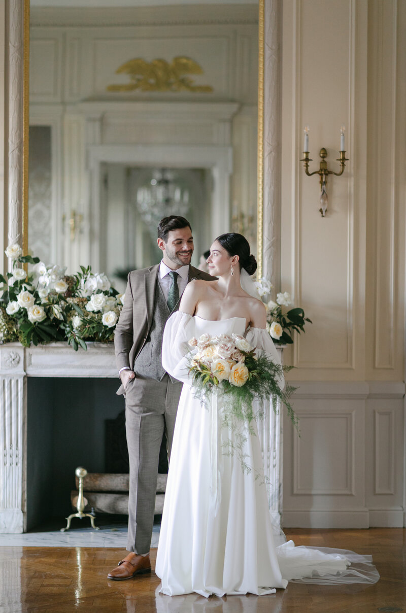 bride-groom-glen-manor-ballroom