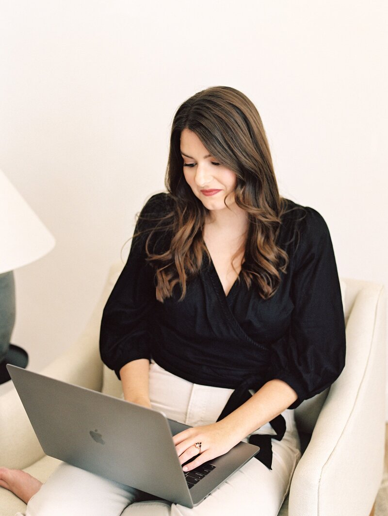 Hayley Branding085