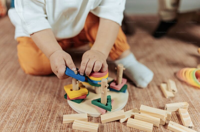 KIDS PLAYING 