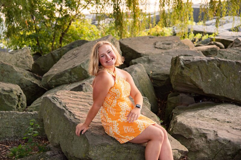 SeniorPhotosMedinaPositivelyPortraitsEdgewaterBeachCleveland-12