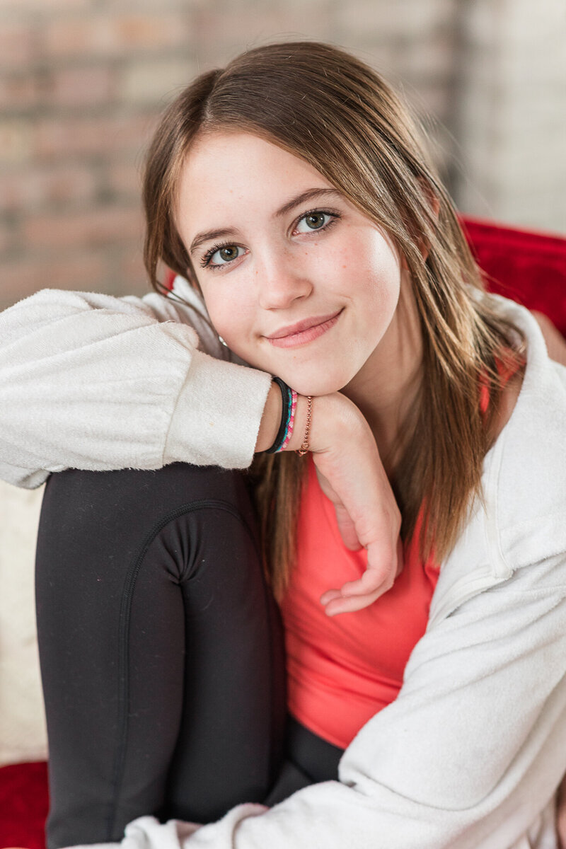 2024 Krystal-Moore-Photography-Moose-Jaw-Valentines-Day-Mini-7