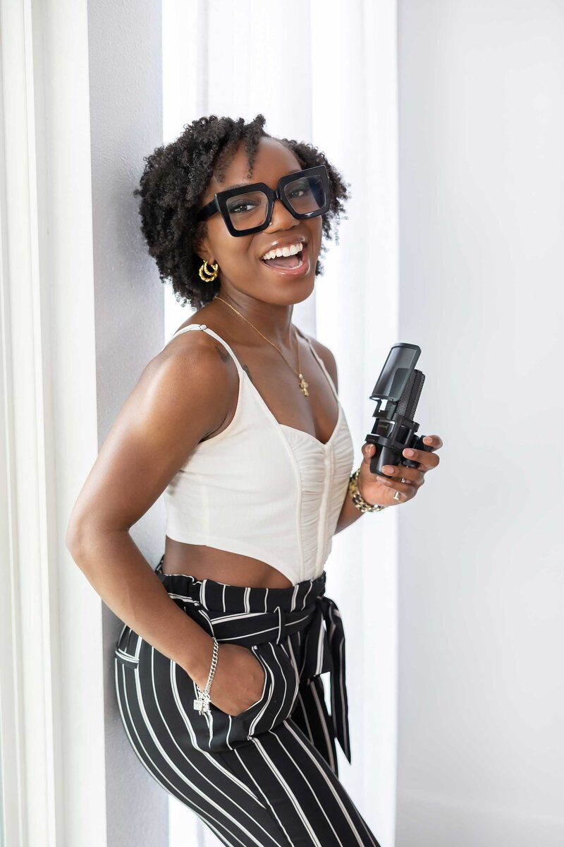 Empowering branding photos for female entrepreneurs featured in a modern branding gallery, highlighting confident, professional imagery tailored for personal brands.