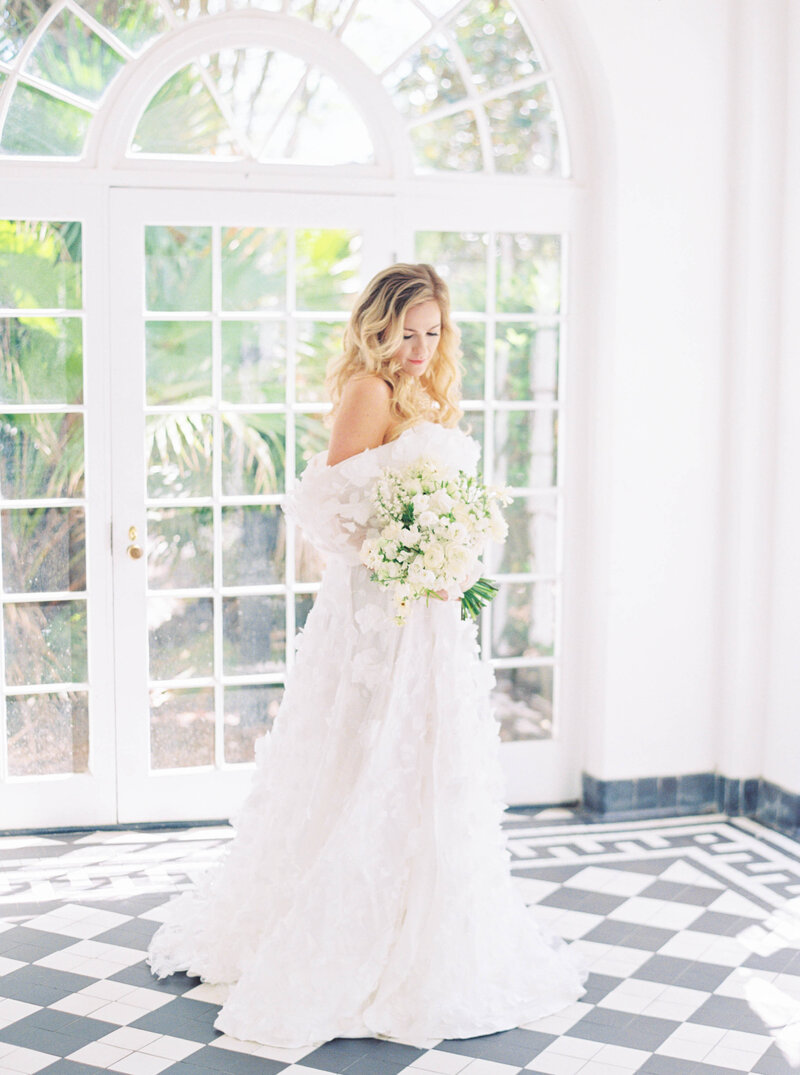Bride in Charleston at Lowndes Grove