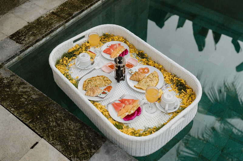 Ubud Villa floating breakfast
