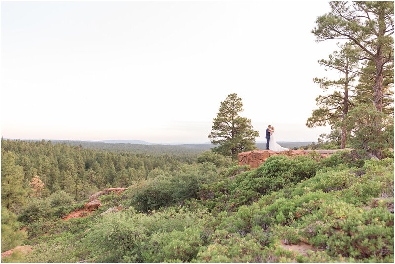 Pinetop-Arizona-Wedding-Megan-and-Tristan_0003