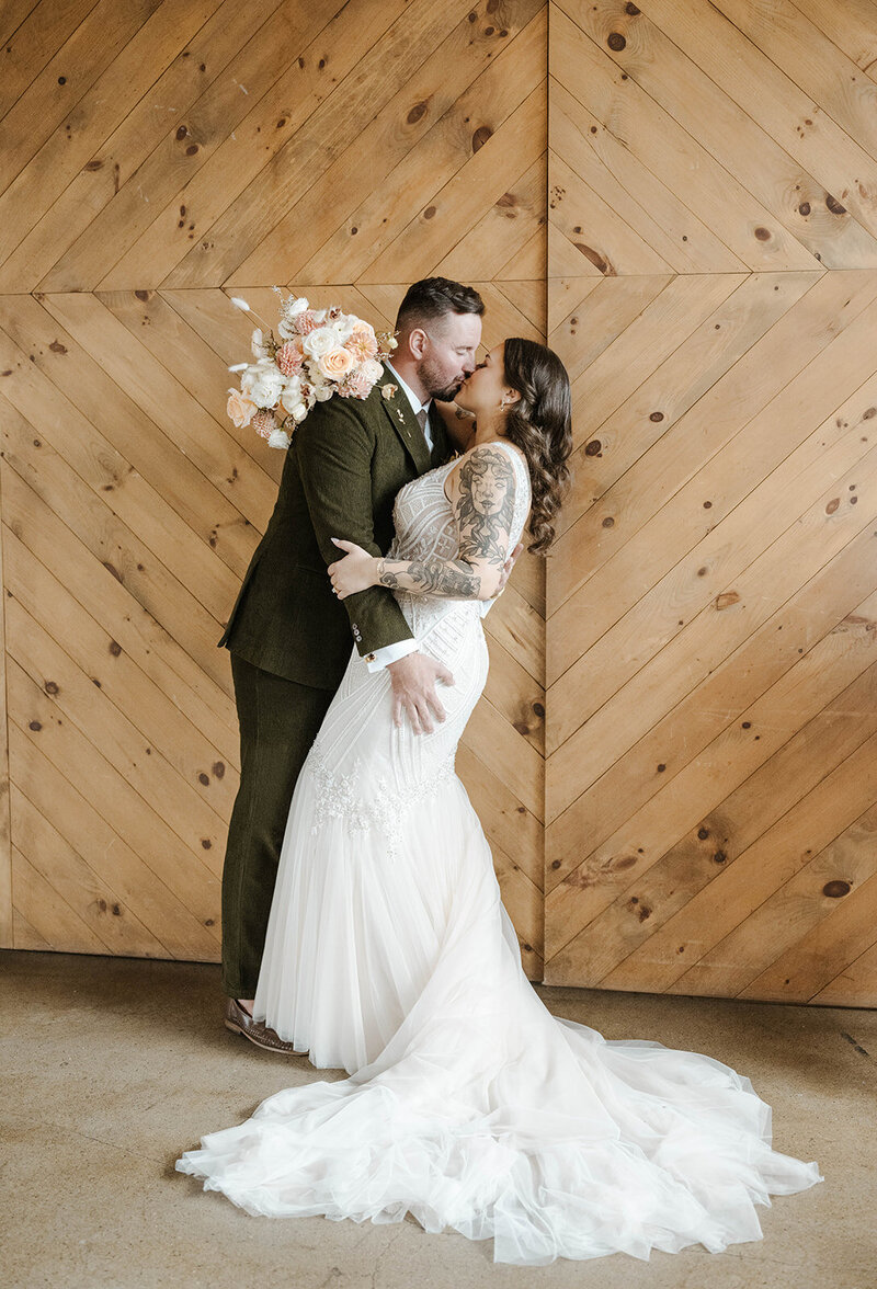 sixpence wedding photographer