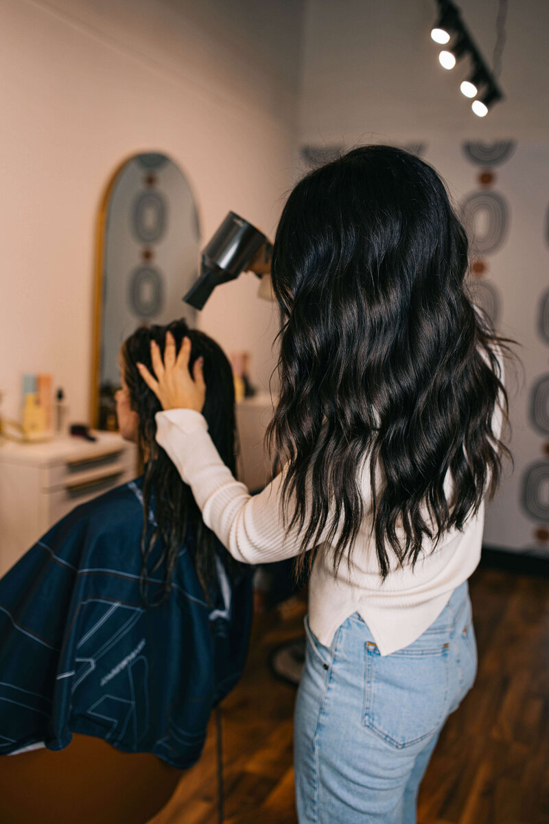 Cedar-Falls-Hair-Salon-Hint-and-Hue-2X4A6188