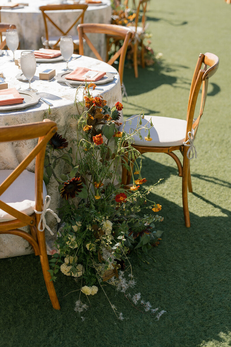 FLORAL DESIGNS NEUTRAL CURATE at The Ritz Carlton_erica streelman photographer-29
