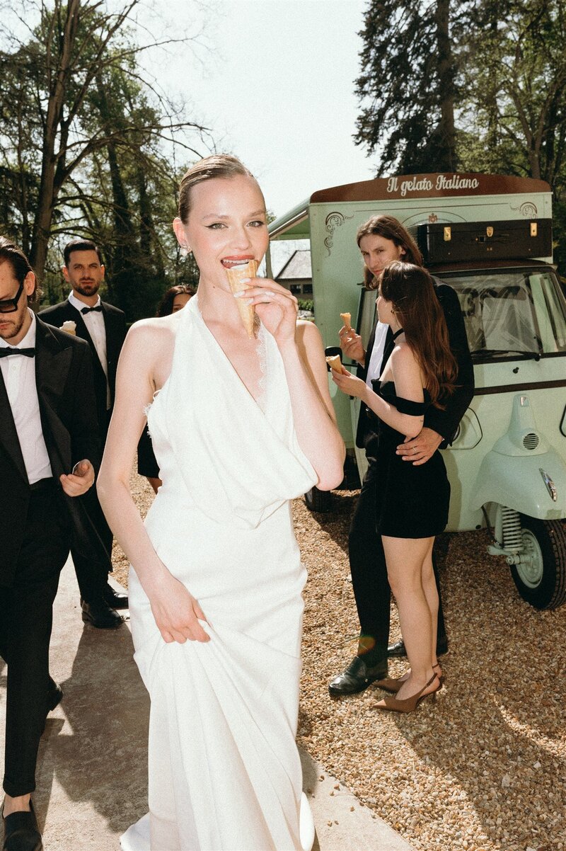 chateau-challain-france-luxury-wedding-julia-garcia-prat-wedding-photographer-353