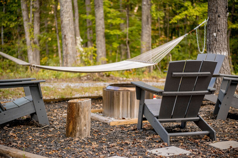 Cabin-Airbnb-by-holliday-lake-state-park-appomattox-farmville-virginia-05