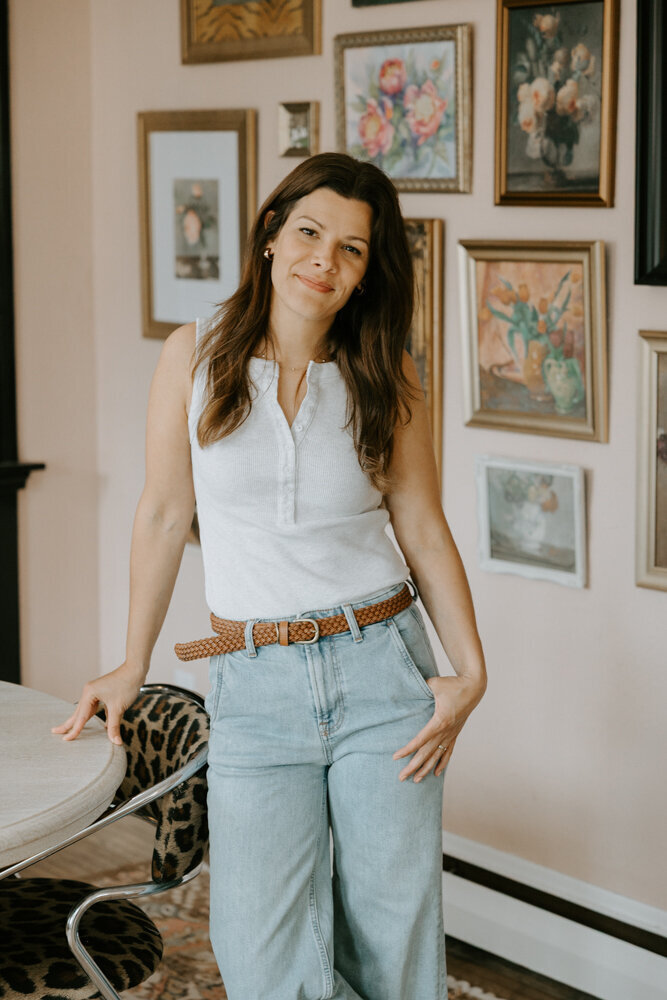 Vanessa Stoller is a newborn and family photographer in Lafayette, Indiana.