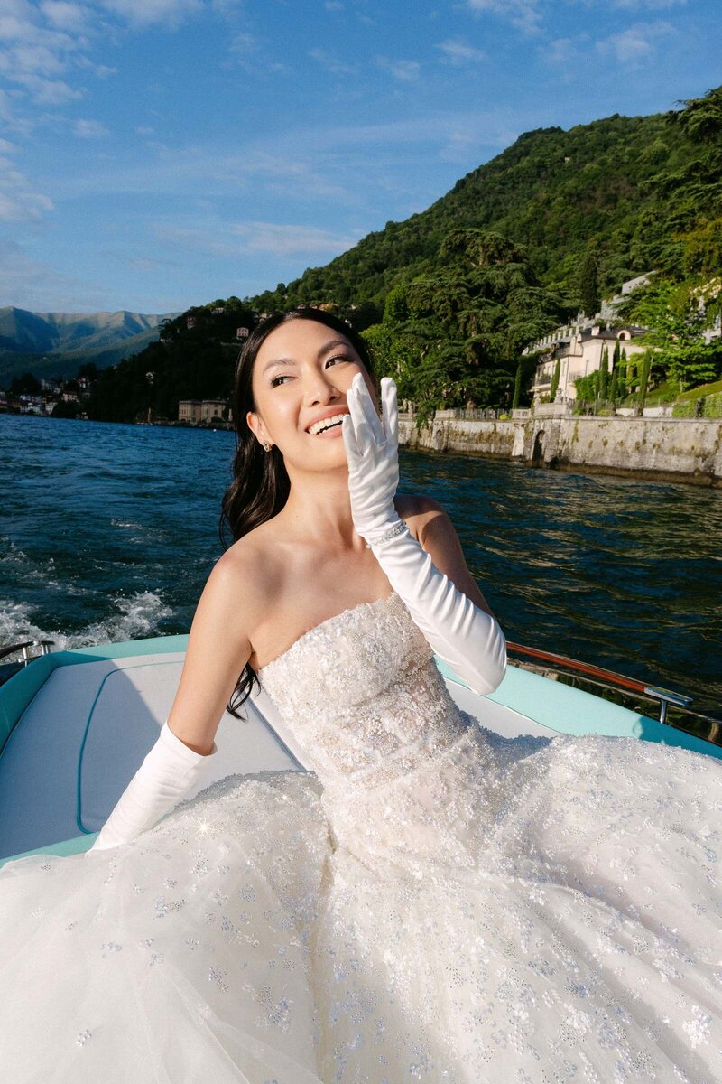 couple photoshoot lake como passalacqua hotel 44
