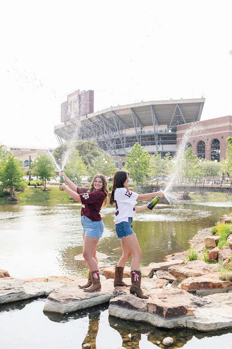 a&m senior friend session kt-126