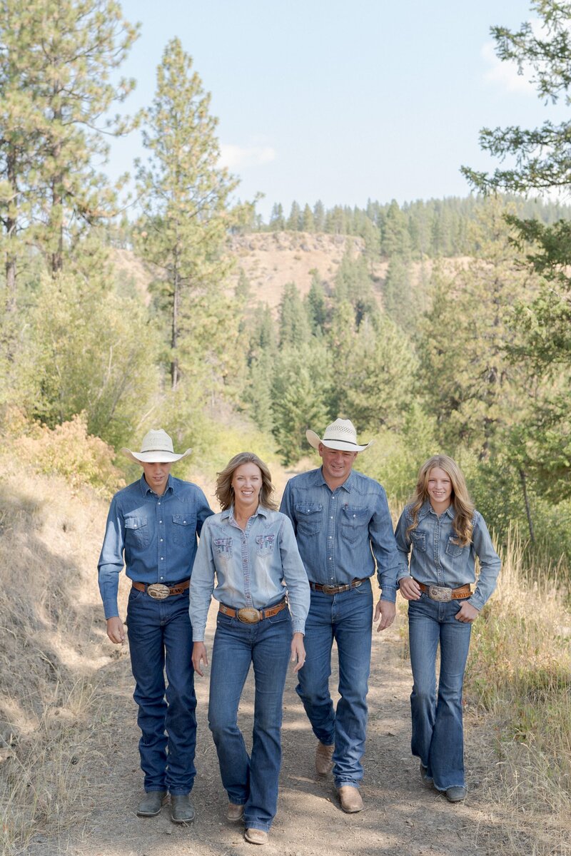 101_FamilyPortraits_RobinJolin_Family_Photographer