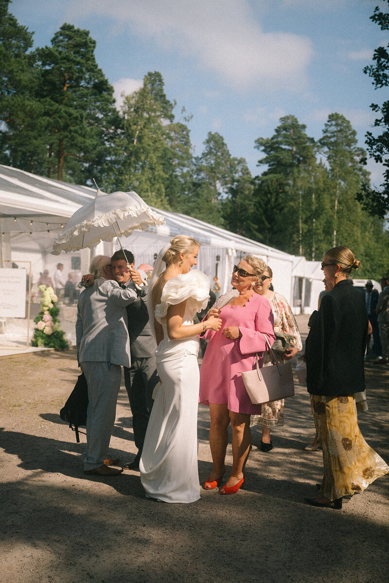 98valmis-381_websize