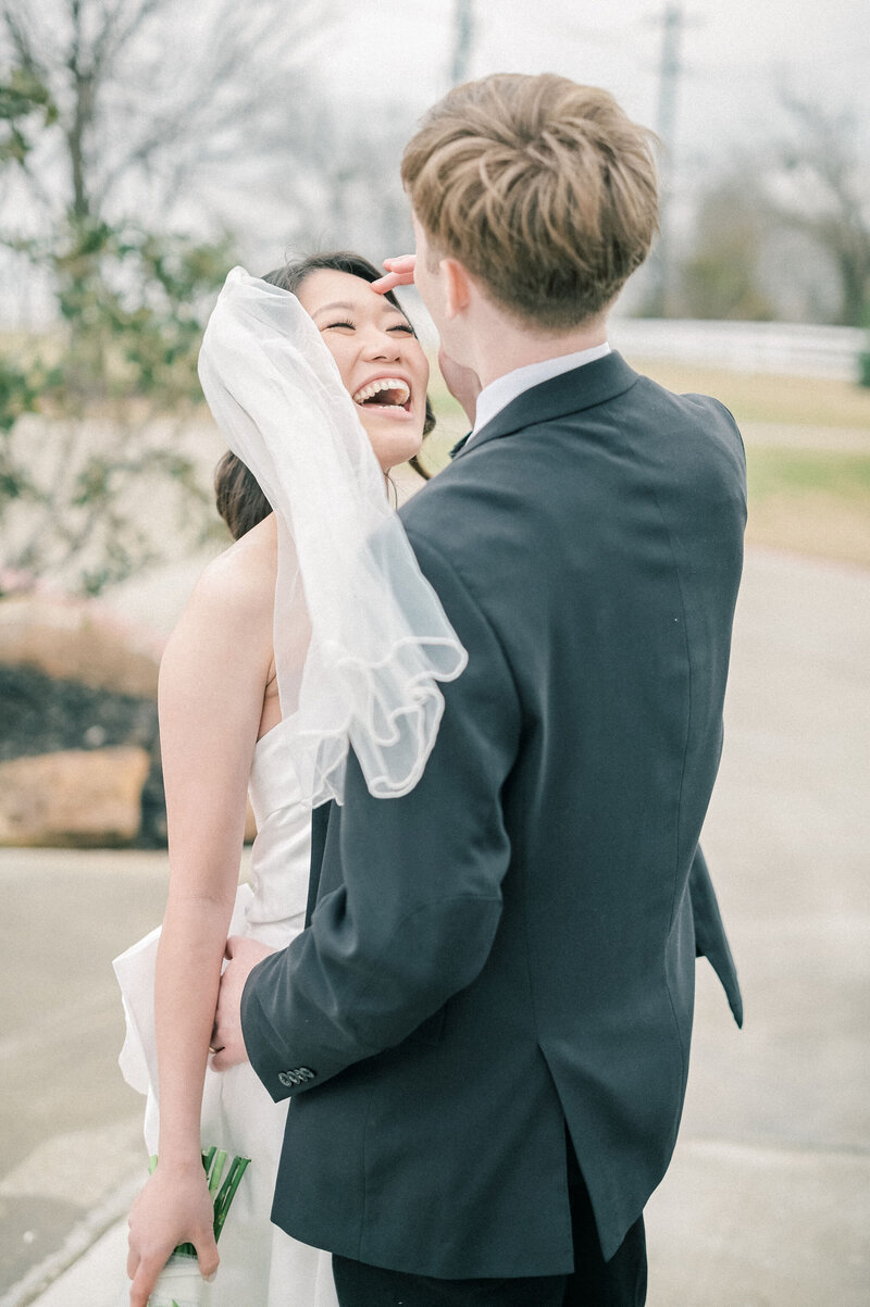 The Nest at Ruth Farms Wedding Venue | DFW Wedding Photographer Rae De Lain Light and Airy 