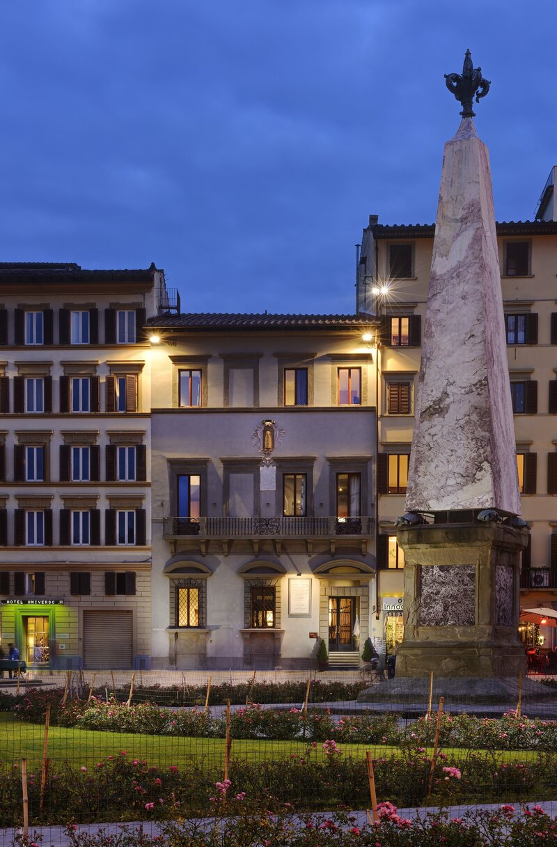 Waterstone - Wtb Hotels - Hotel Garibaldi Blu -Florence - Luxury Boutique Hotel - Esterno night