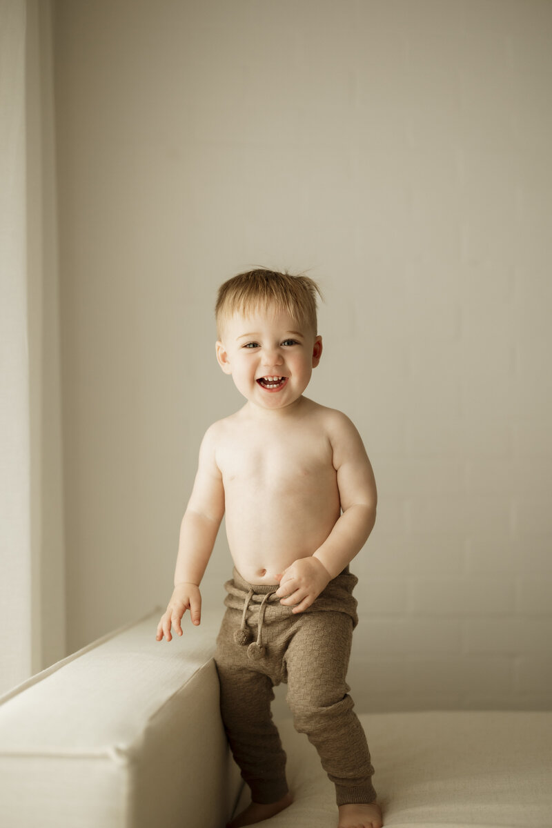 best-mummy-and-me-studio-photographer-perth.jpg