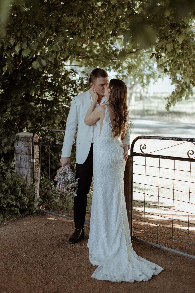 cinematic-adventure-elopement-gunning-australia-3