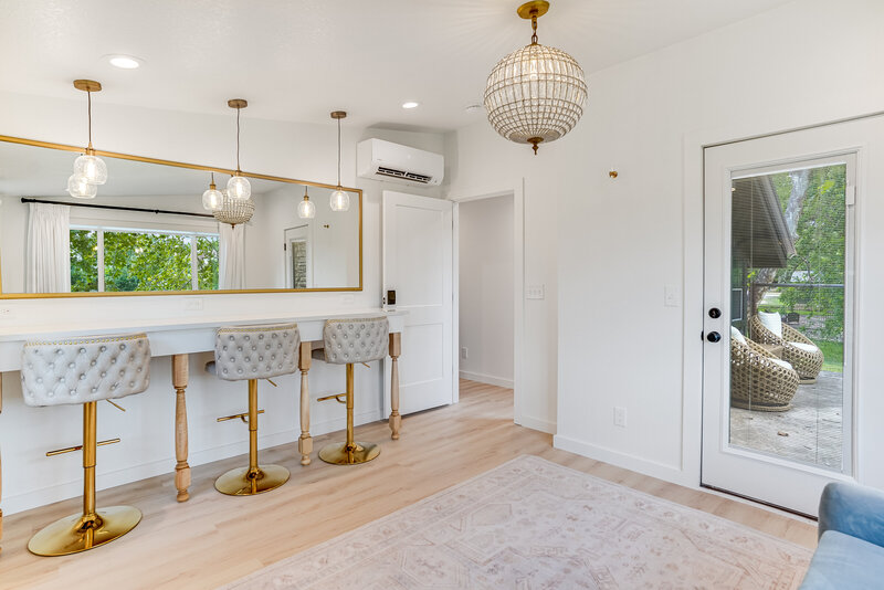 17-Bridal Room 4