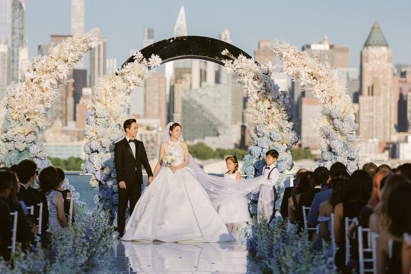 bo_shim_new_york_fine_art_luxury_wedding_editorial_photographer_wedding_envue-30