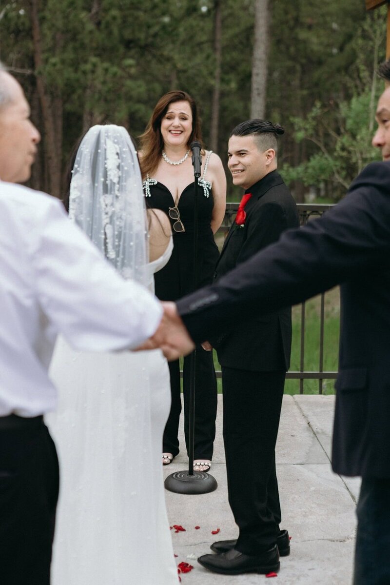 classic-and-documentary-style-wedding-photography-195