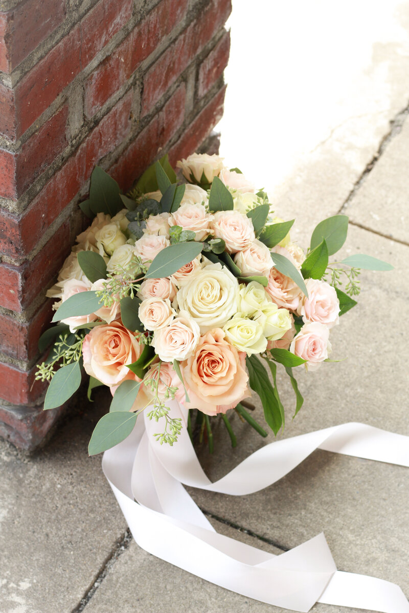 florist-greenwich-new-york-connecticut-designer-preservation-floral-wedding-westchester-bouquet-rose-garden-simple-12