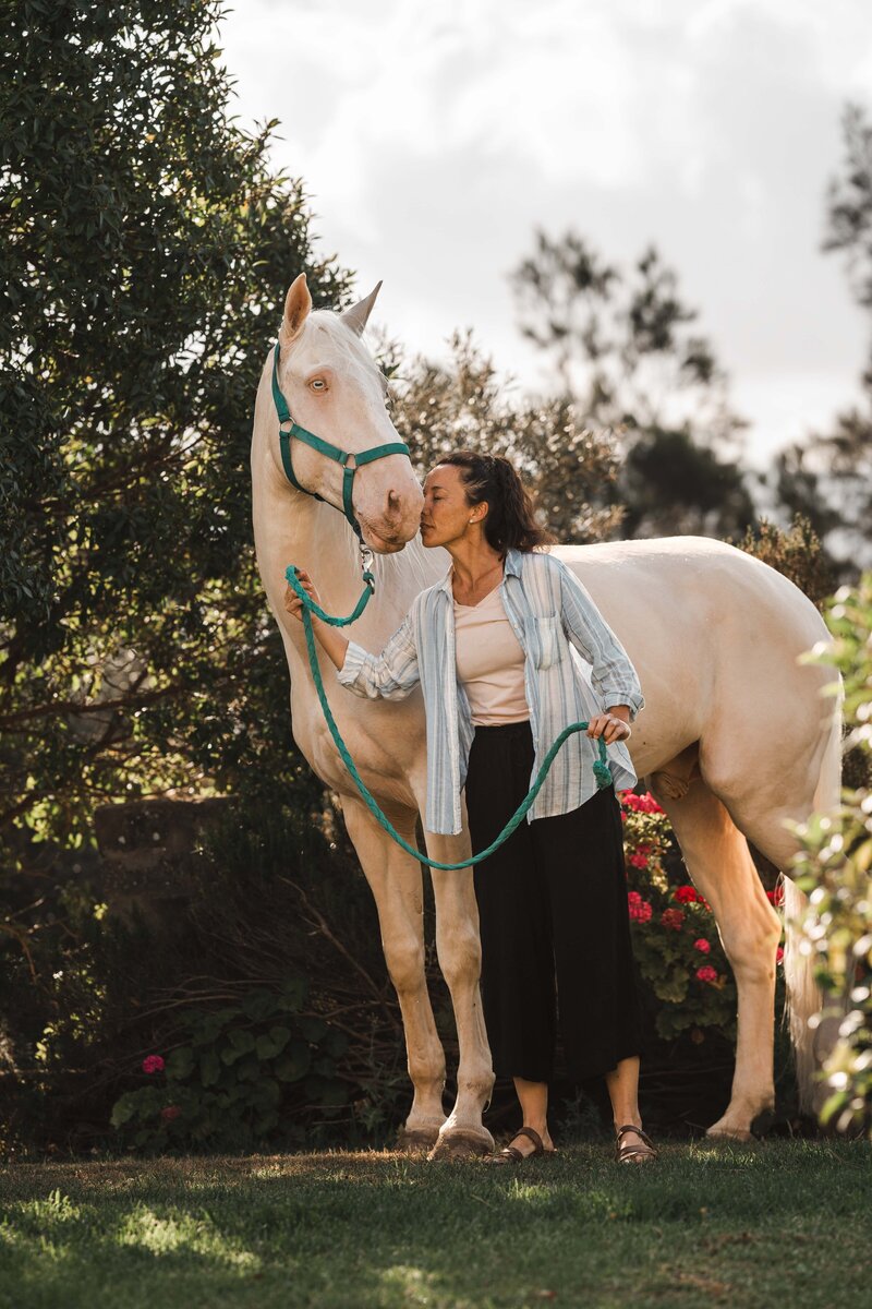 The soft touch | fotoshoot met je paard | Paarden fotograaf Nederland