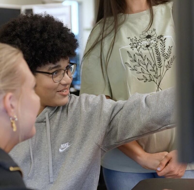 a Salood ambassador at a fundraising event