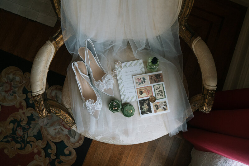 elegant-spring-wedding-whitehall-louisville-ky-destiny-rae-photography-2