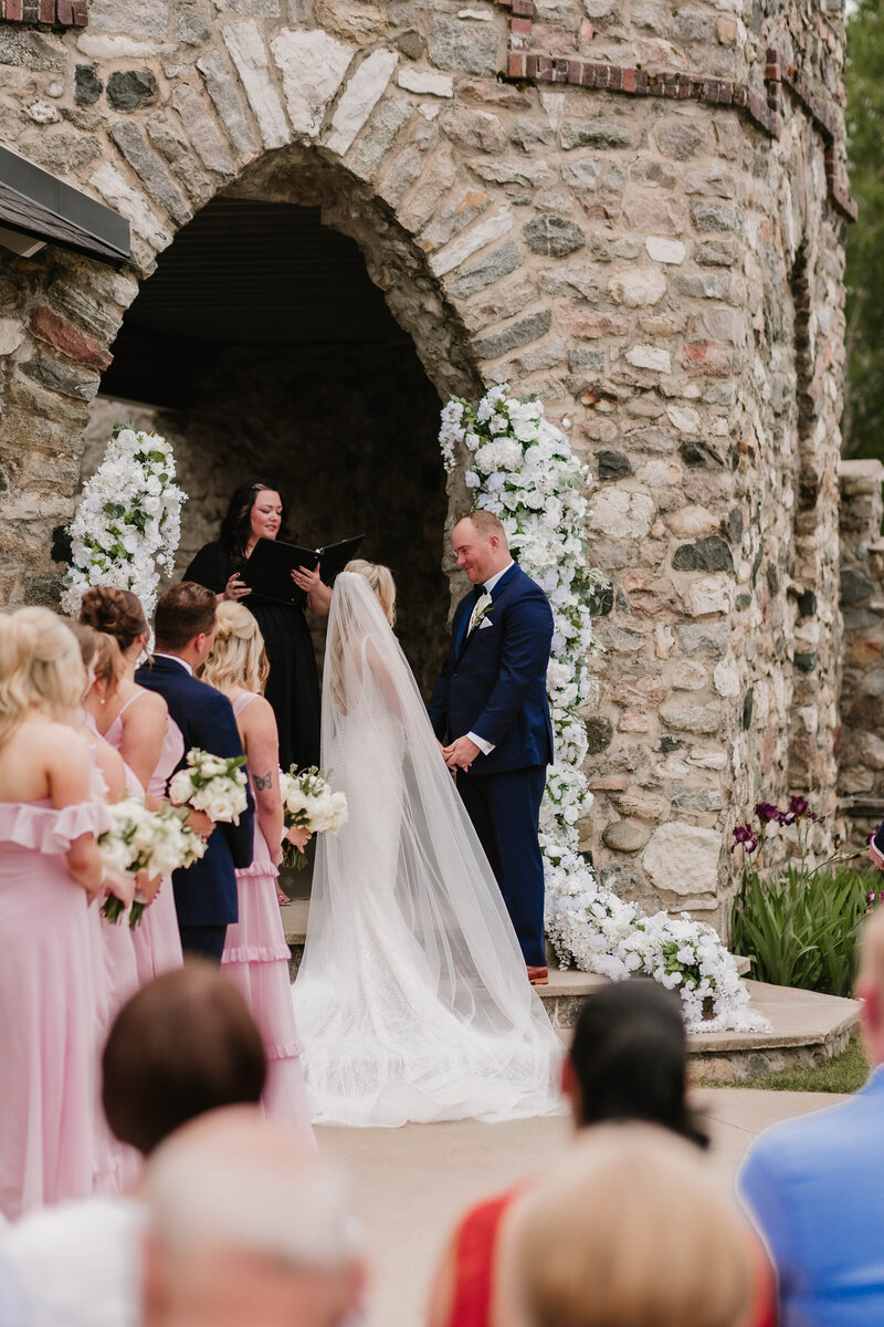 48-A&J - Wedding - Castle Farms - Michigan Wedding Photographer
