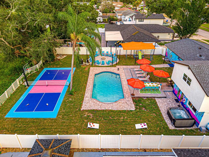 Exterior Daytime (24)