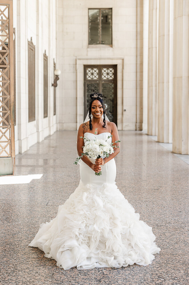Bridal portraits at the War Memorial in Downtown Nashville