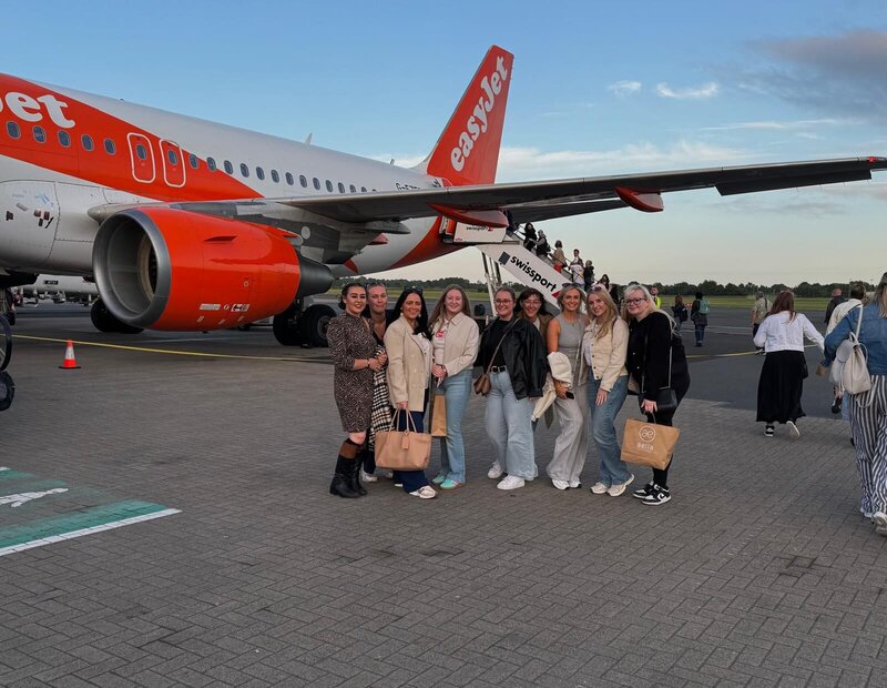 5c086db7-b5b9-4ccf-83f8-8dd79b21c429