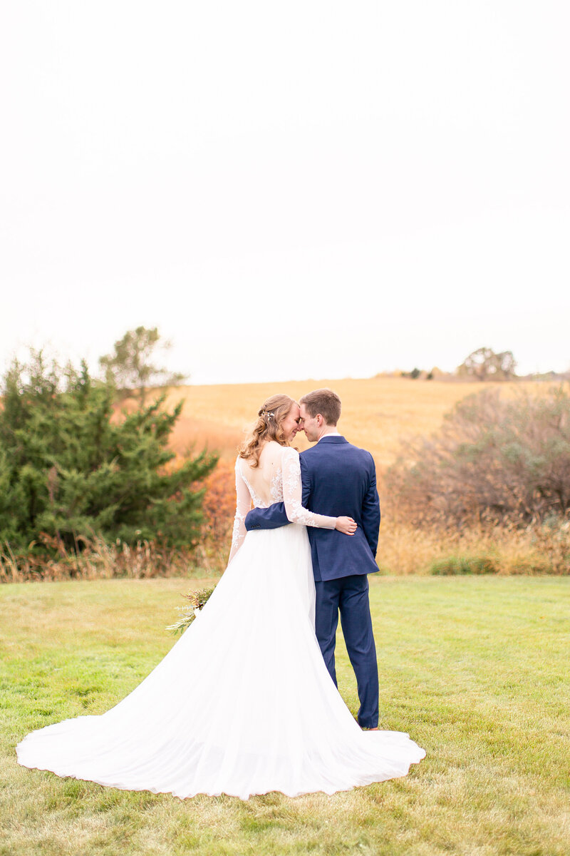Emerald Pines Wedding - Sioux Falls Wedding Photographer - Madison & Dave - Highlights-227