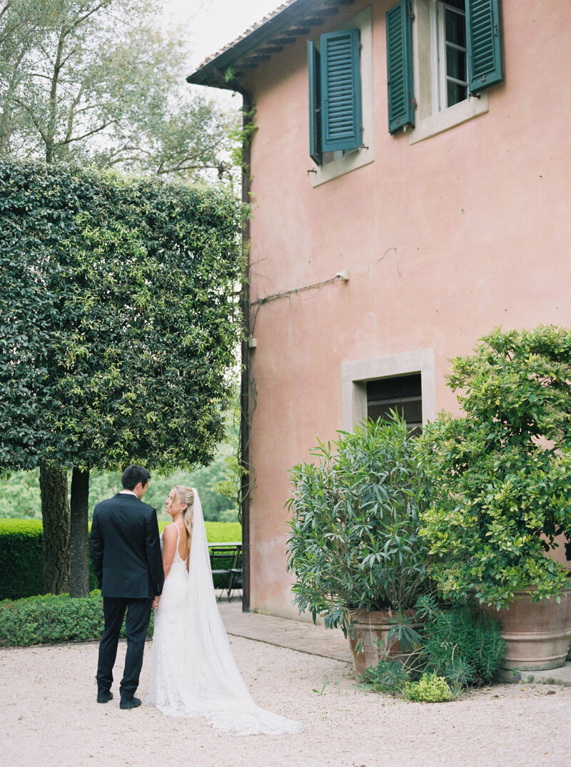 Tuscany Destination Wedding on film by Fine Art Film Destination Wedding Photographer Sheri McMahon-6