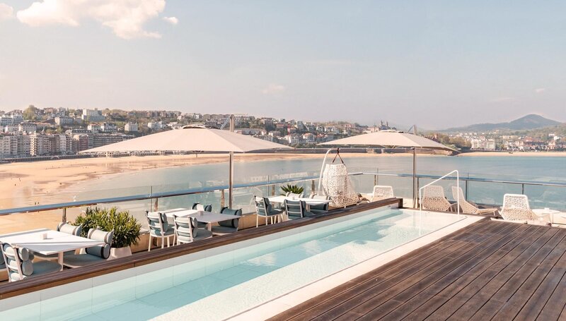 Lasala-Plaza-Hotel-Spring-2025